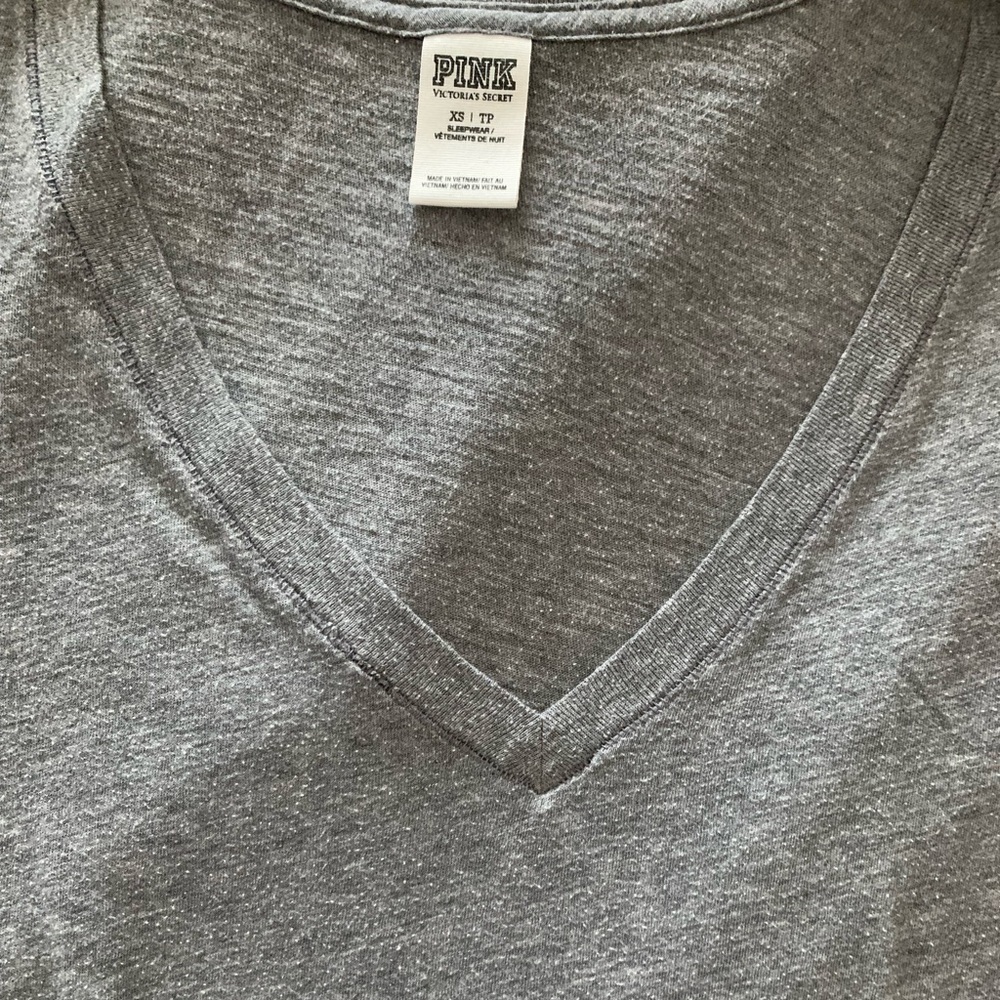 PINK Basic V-Neck Tee